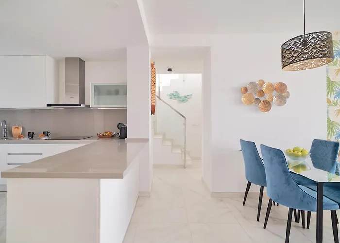 Weforyou Penthouse 2 Bedrooms Miradores Del Sol エステポナ